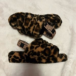 Ugg Fluff Yeah slingback slippers women’s size US 8